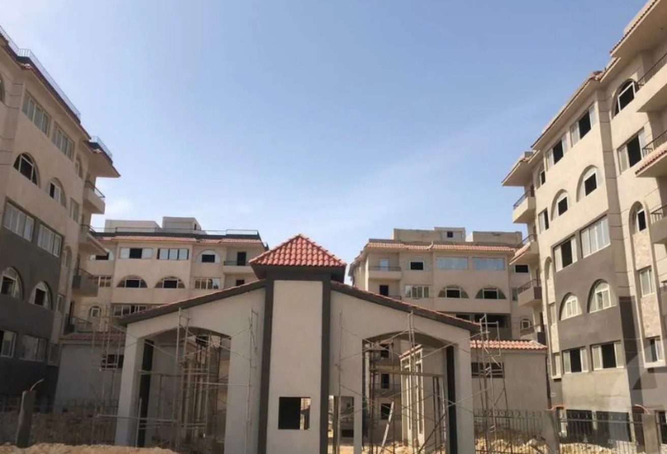 شقة 160 متر للبيع في حي الأندلس التجمع الخامس نصف تشطيب استلام فوري - Image 4