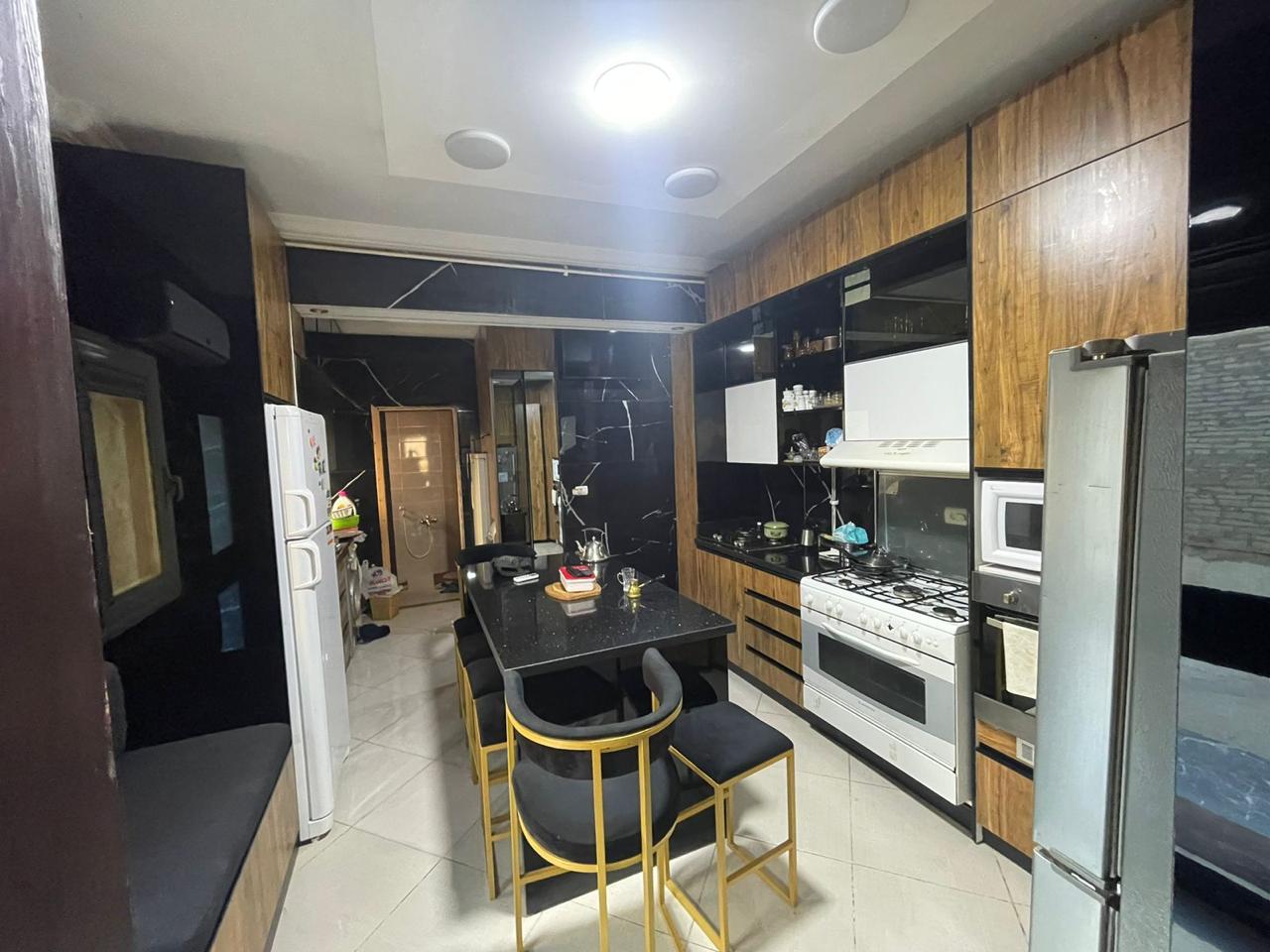 فيلا ستاند ألون للبيع في كمبوند القرنفل هايتس التجمع الخامس - Image 14