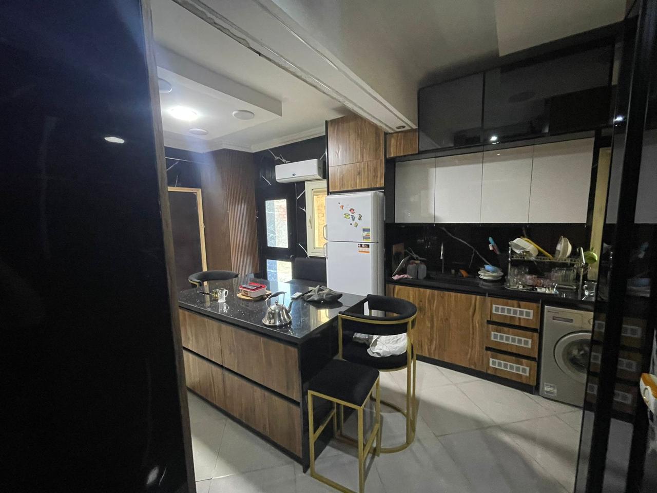 فيلا ستاند ألون للبيع في كمبوند القرنفل هايتس التجمع الخامس - Image 13