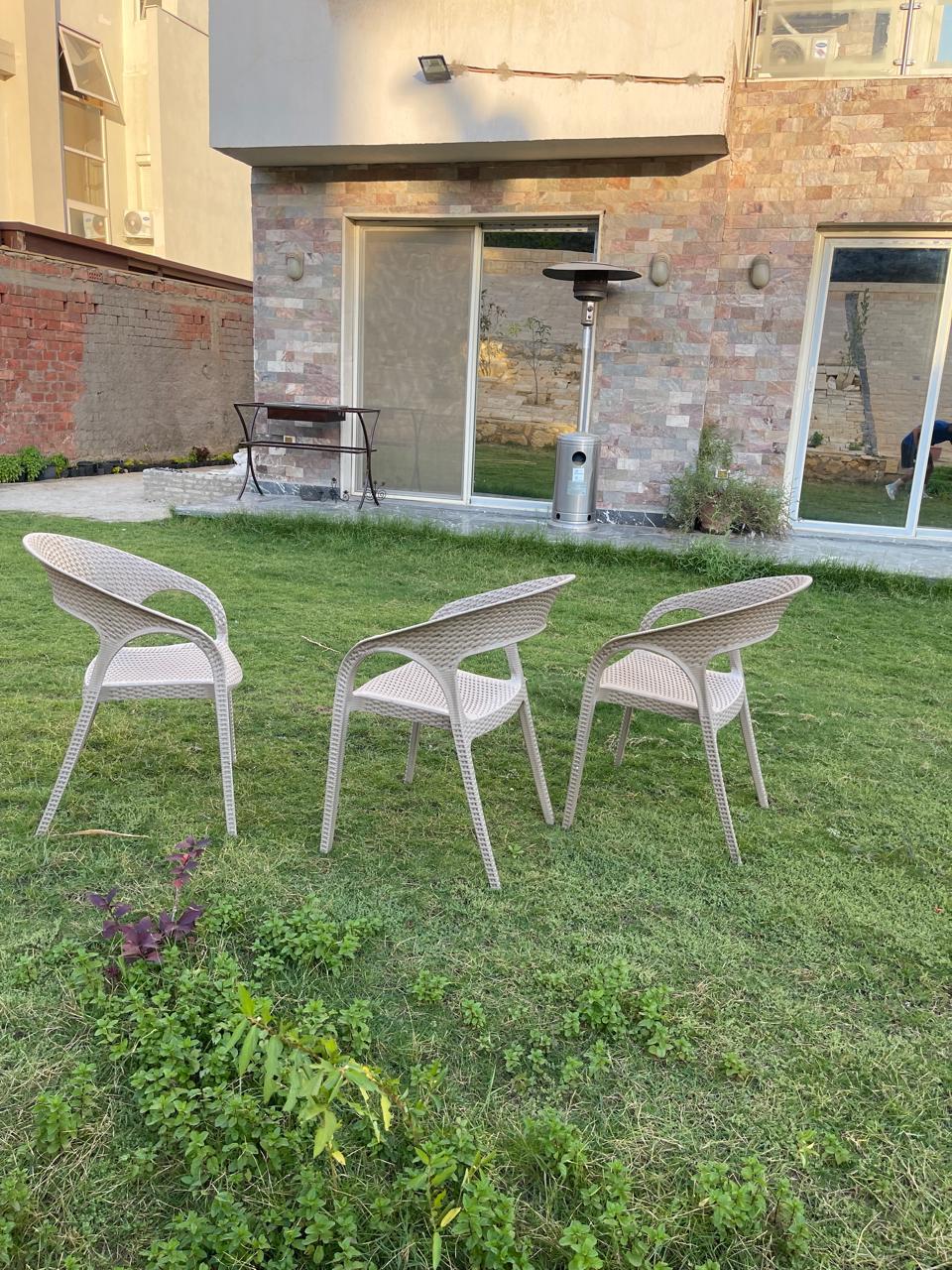 فيلا ستاند ألون للبيع في كمبوند القرنفل هايتس التجمع الخامس - Image 25