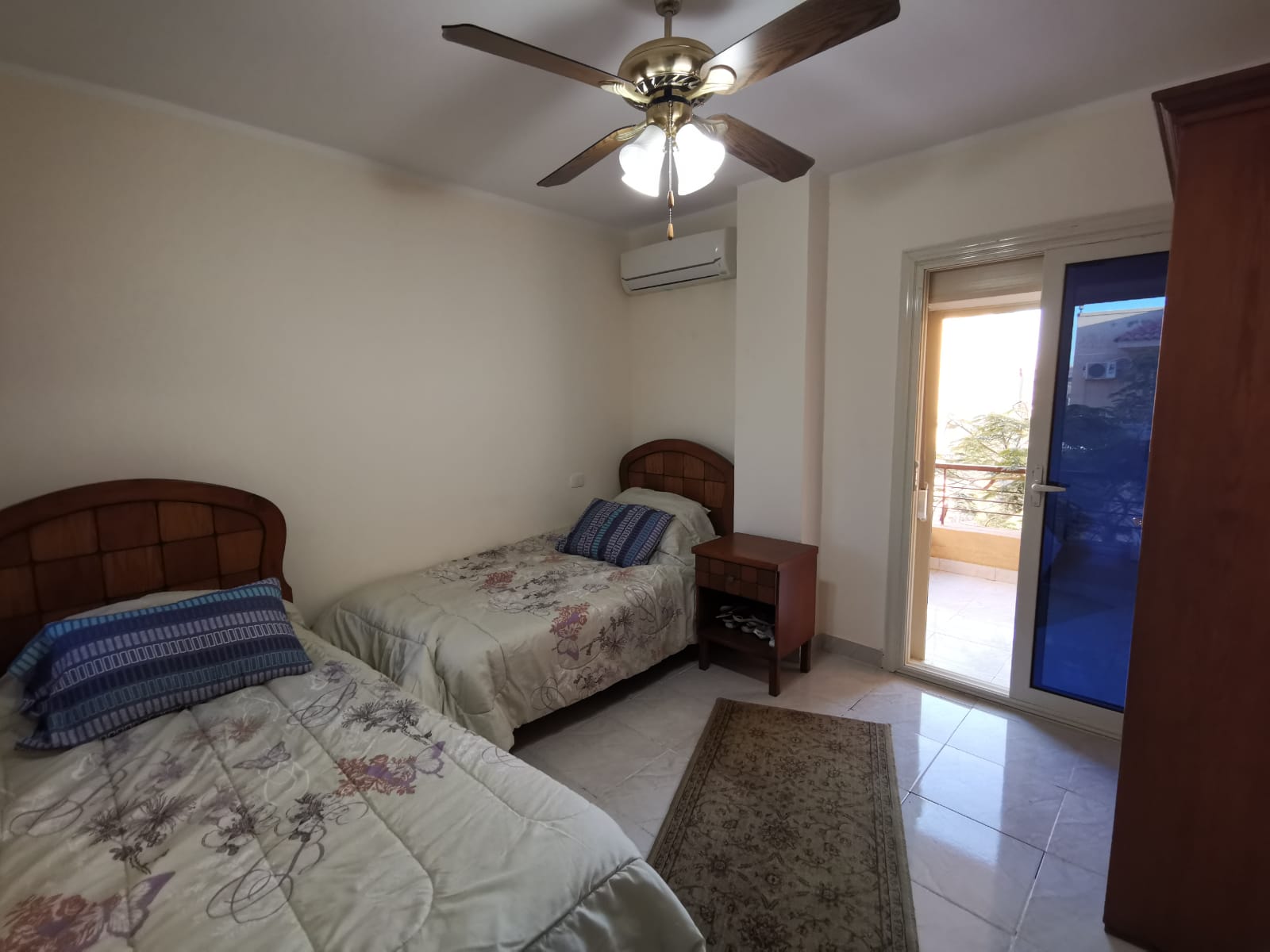 فيلا تاون هاوس مفروشة 200م للبيع في قرية لاجولي مارينا العين السخنة استلام فوري - Image 2