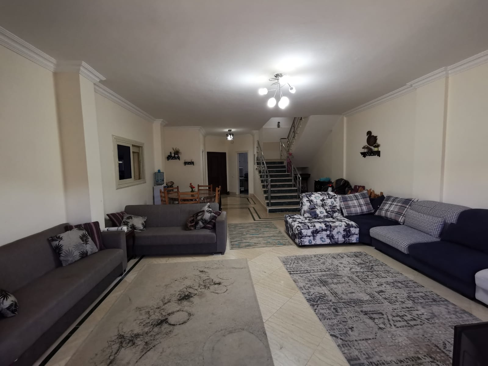 فيلا تاون هاوس مفروشة 200م للبيع في قرية لاجولي مارينا العين السخنة استلام فوري - Image 5