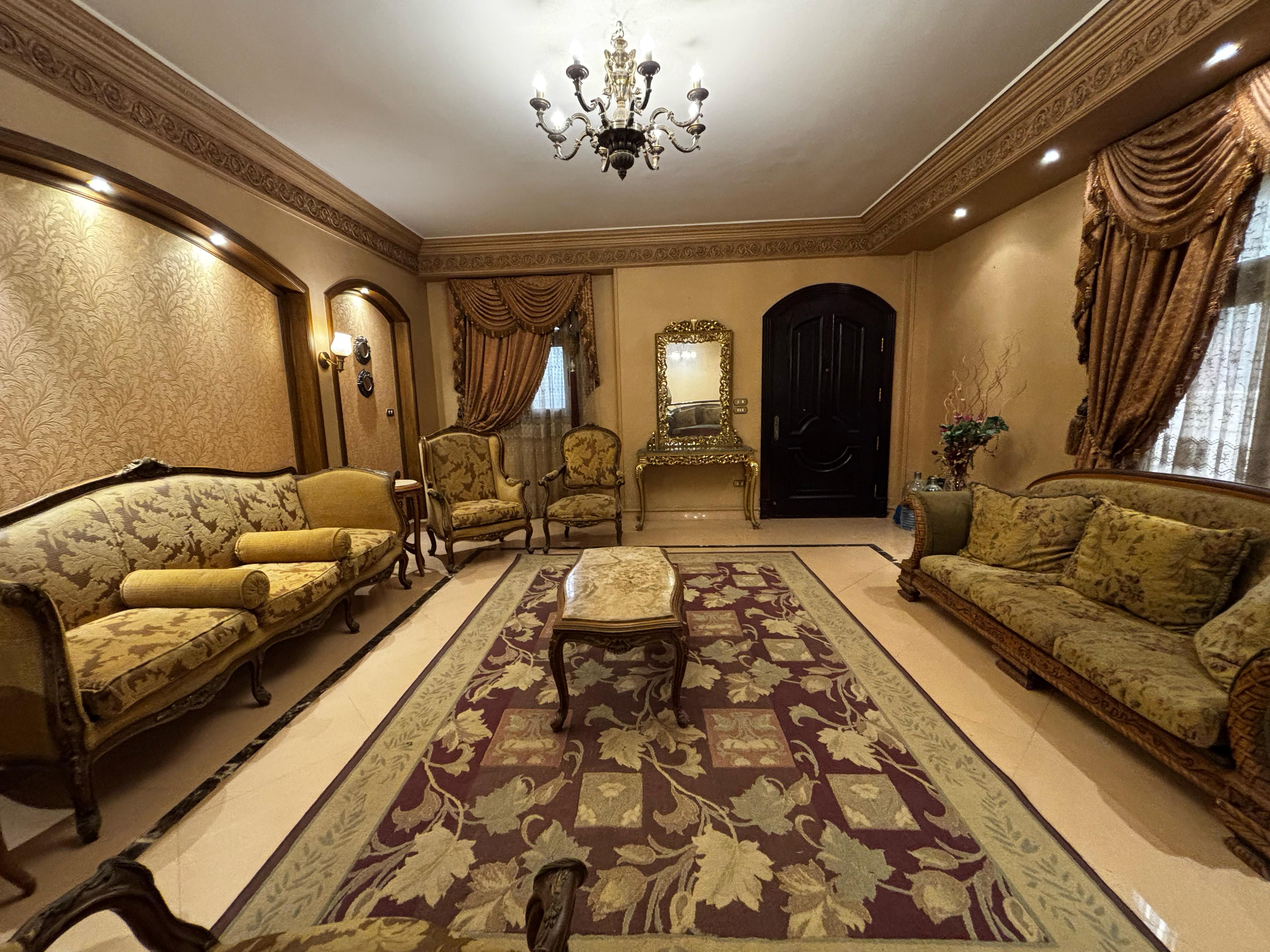 دوبلكس 300م مفروش بالكامل للبيع في النرجس 3 التجمع الخامس استلام فورى