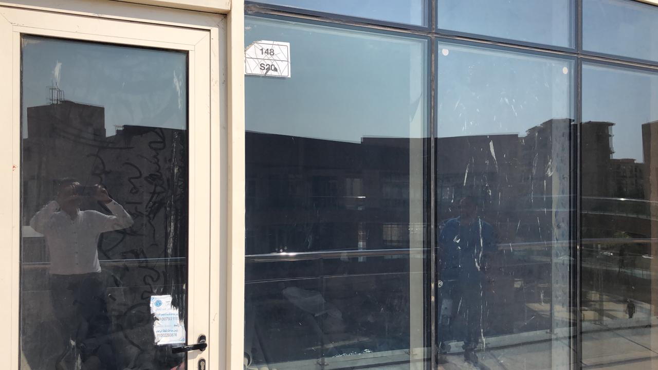 52 sqm Commercial Shop for Sale in Avenue Mall Al Rehab with Full Finishing and Immediate Delivery - Image 3