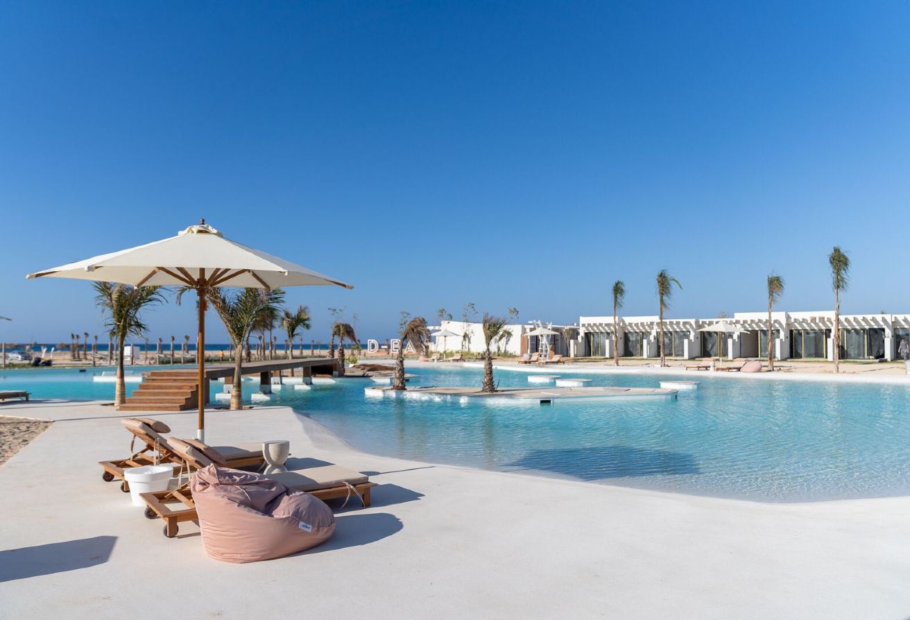 كوندو 105 متر للبيع في دى باي الساحل الشمالي مباشرة على البحر - image 5