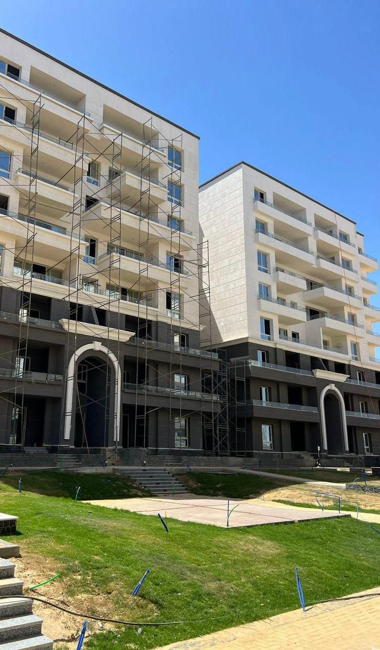 شقة 177 متر للبيع في ديجويا 3 العاصمة الإدارية الجديدة نصف تشطيب استلام فوري - image 6